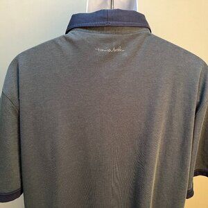 Travis Mathew Men's gray with blue detailed s/s golf polo shirt 2XL XXL EUC